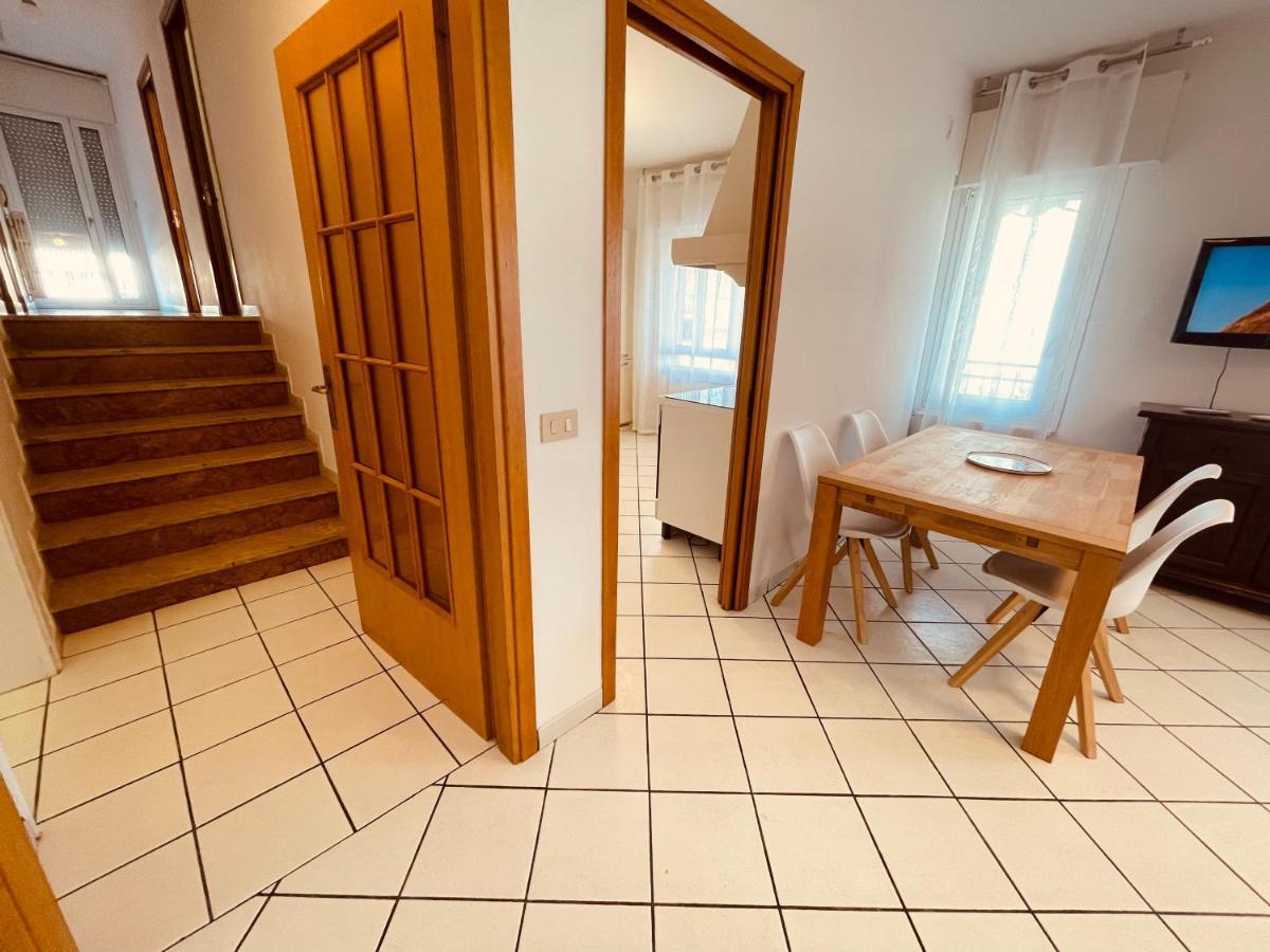 Family Apartment Piazza Milano - Jesolo Εξωτερικό φωτογραφία