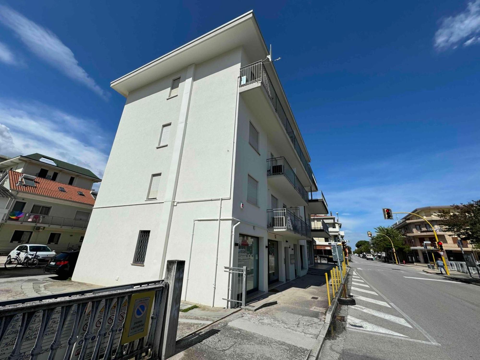 Family Apartment Piazza Milano - Jesolo Εξωτερικό φωτογραφία